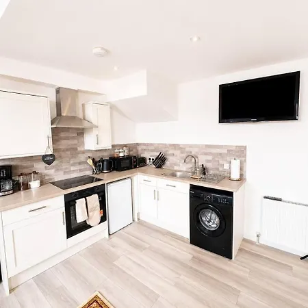 Appartement Free Parking Gloucester Rd 2-bed Flat Sleeps 6 *