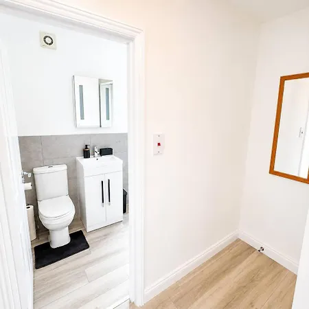 Appartement Free Parking Gloucester Rd 2-bed Flat Sleeps 6 *