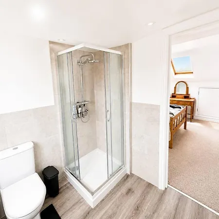 Free Parking Gloucester Rd 2-bed Flat Sleeps 6 Appartement